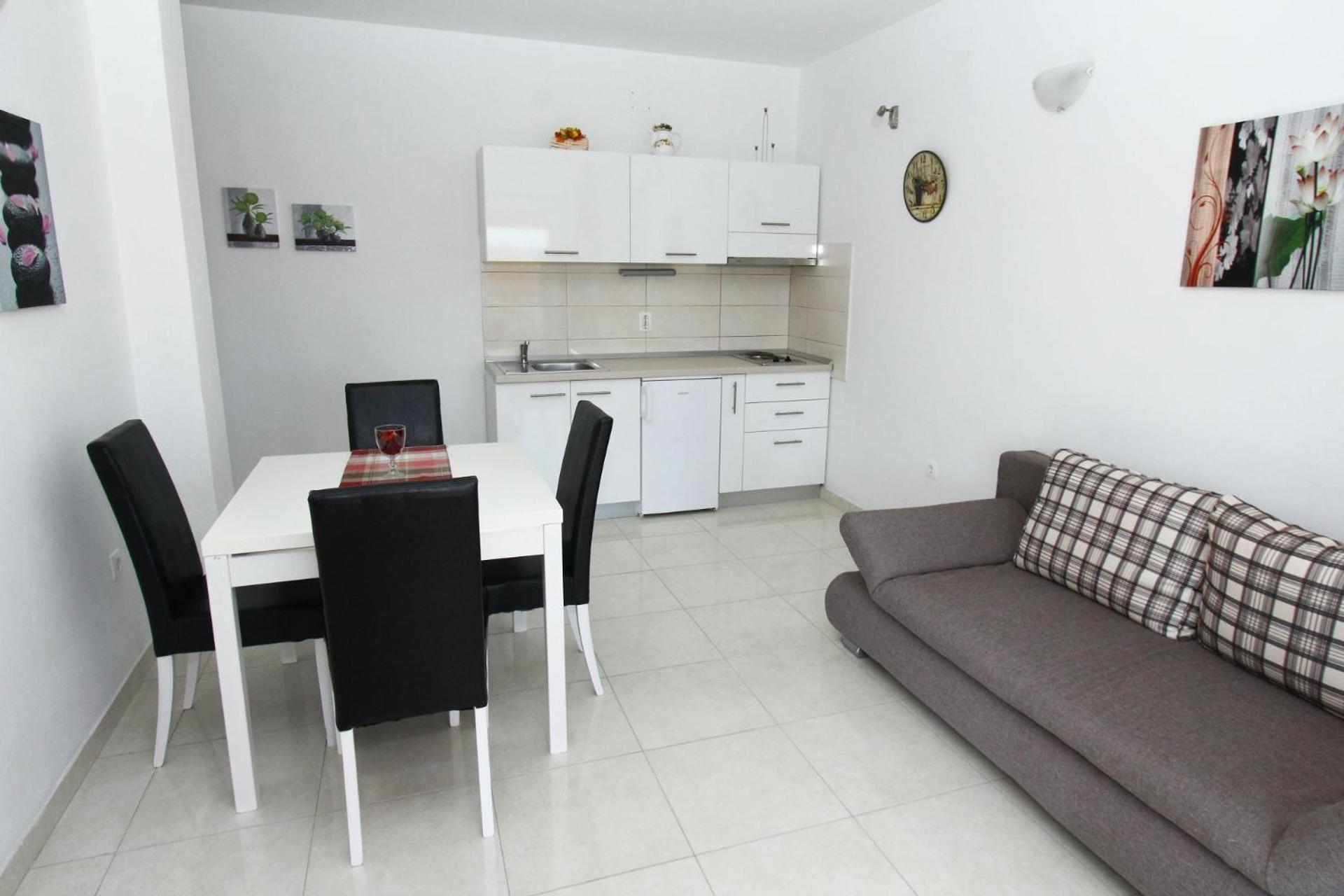 Apartments Renato Sveti Filip i Jakov Ngoại thất bức ảnh